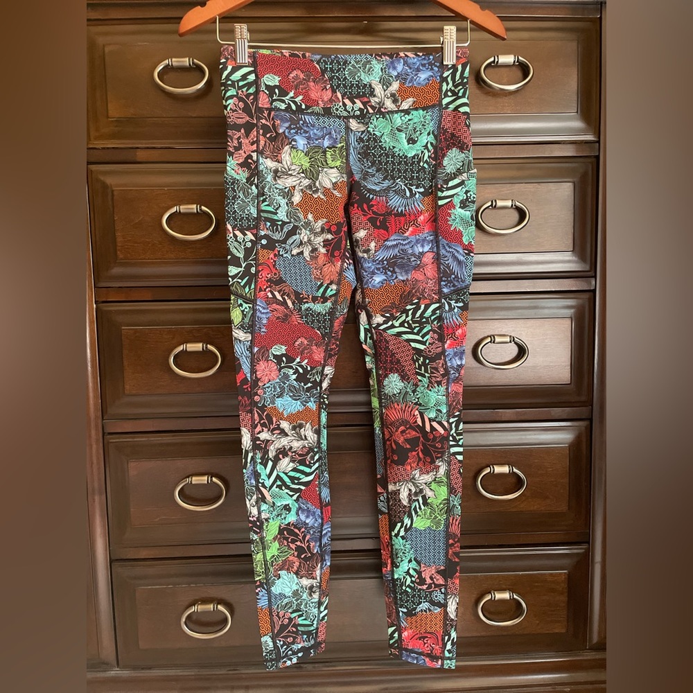 Lululemon leggings- NWOT size 6